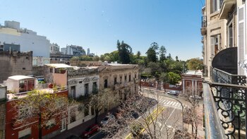 Alquilar un tres ambientes allí