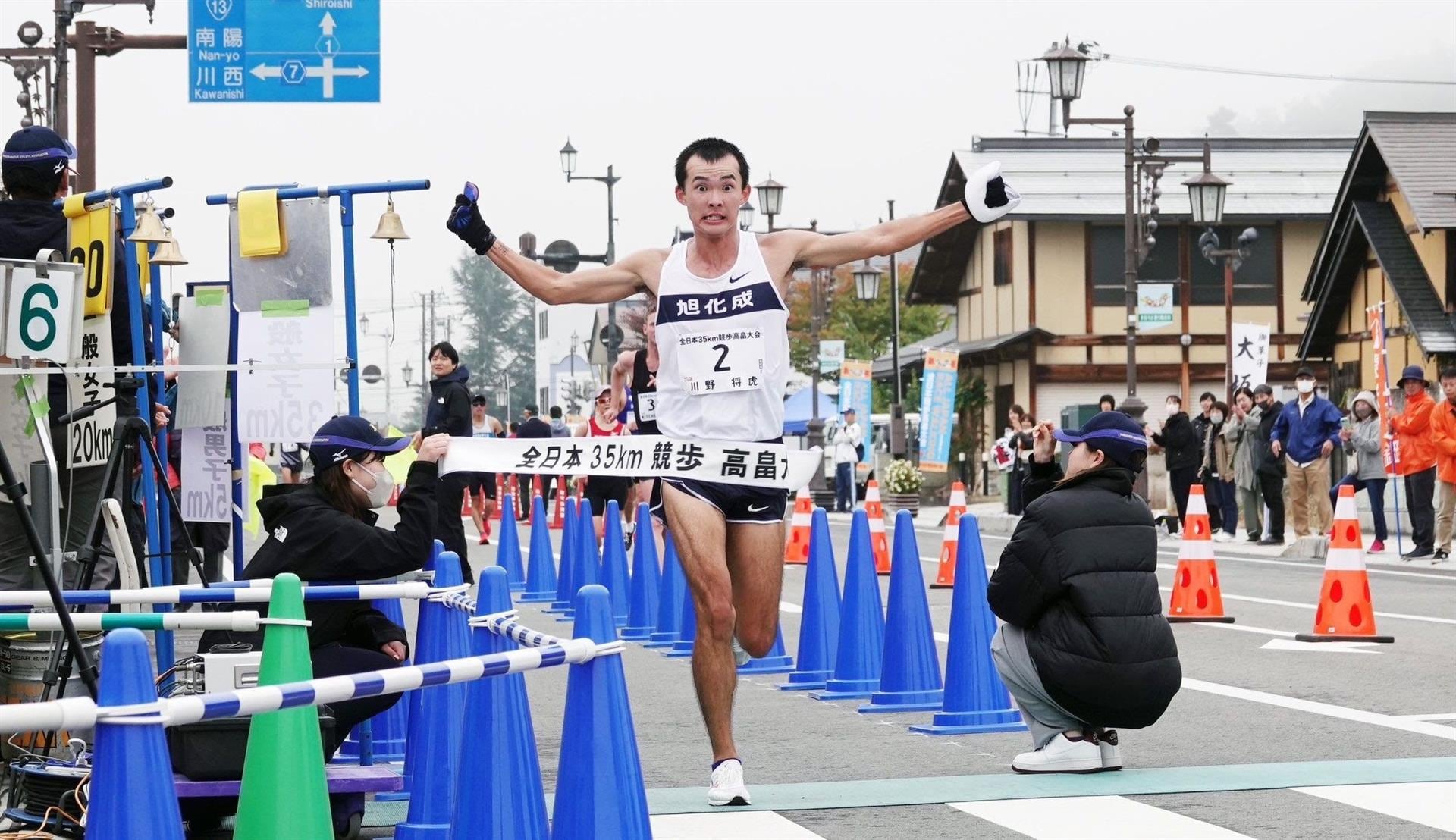 Henderson y Kawano estrenan los récords mundiales de maratón de marcha
