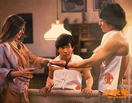 Lola Ferrer junto a Jackie Chan en