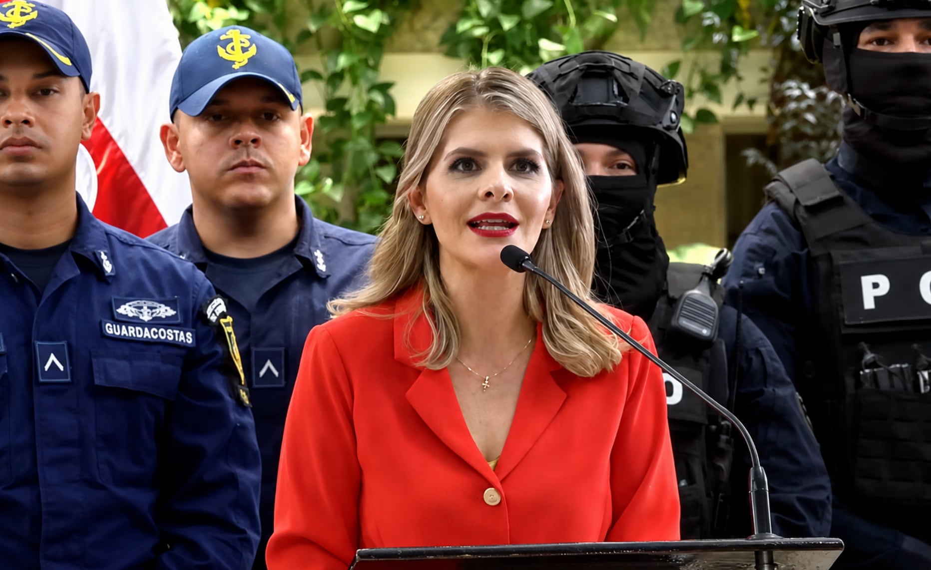 Fernández afirmó que miembros de su familia y de su gabinete también han recibido intimidaciones. Crédito: Transmisión Presidencia de la República