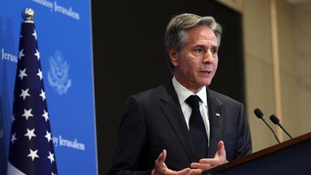 EE.UU. felicita a México por