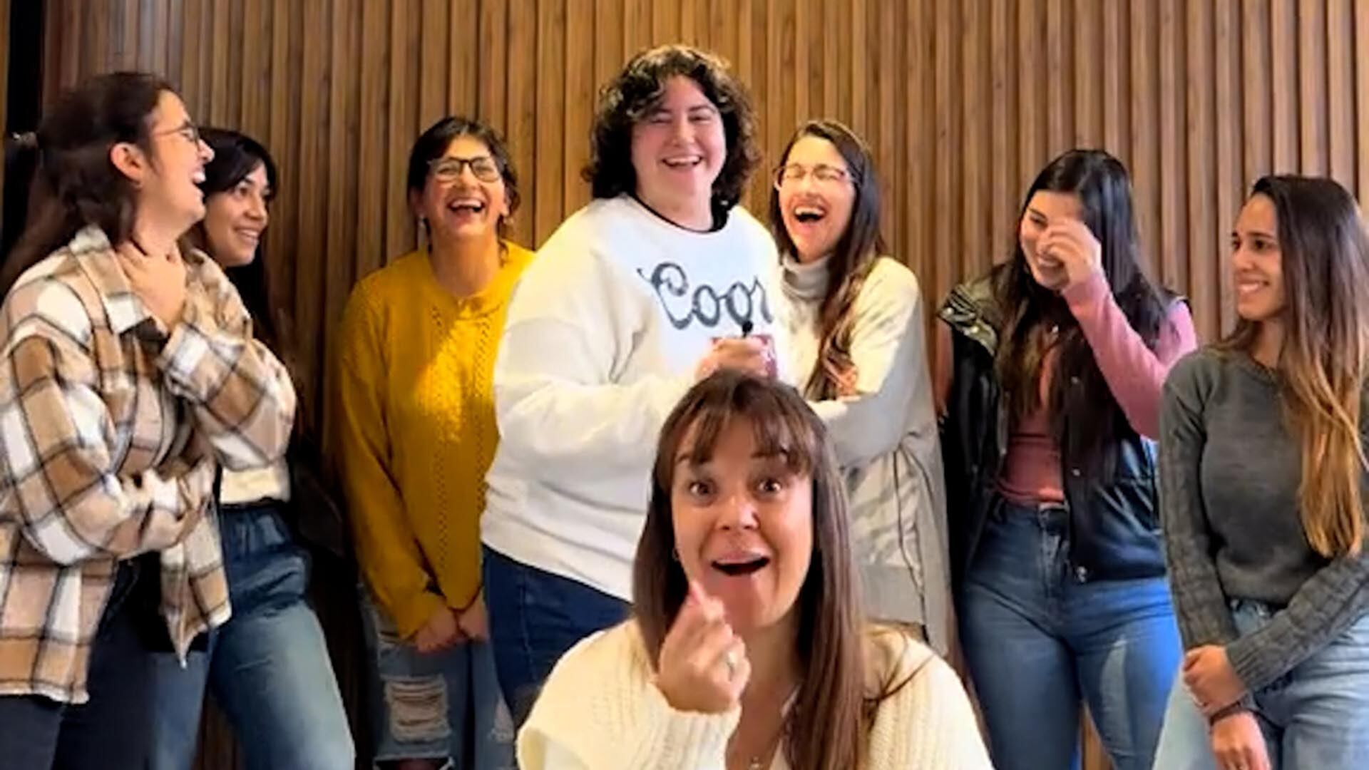 En el video, las empleadas le revelan a su jefa las cosas que hacen mal en su trabajo y le ocultaron (Captura de video: TikTok @ELPRA)