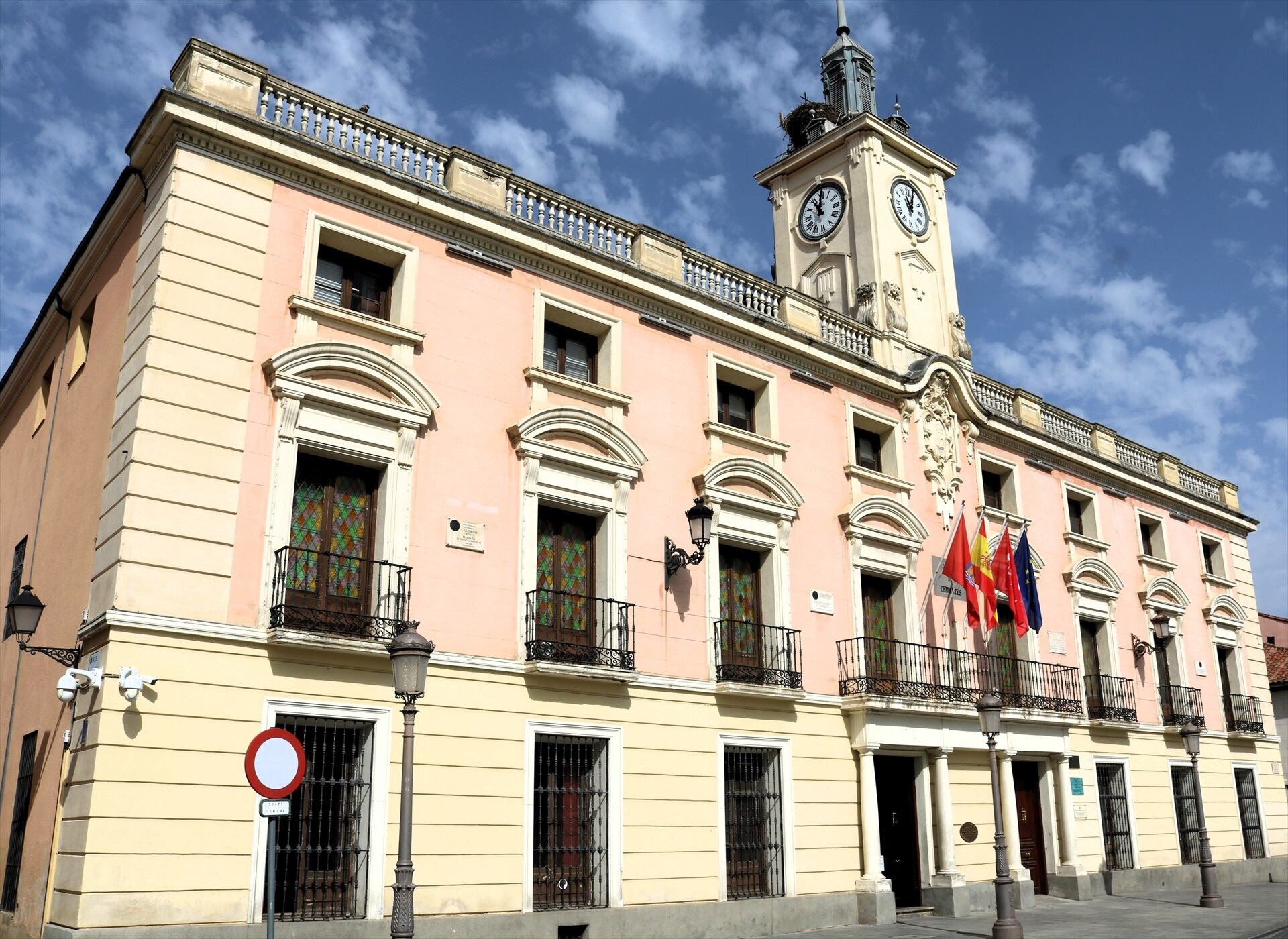 Imagen del Ayuntamiento de Alcalá de Henares, Madrid. (Europa Press)