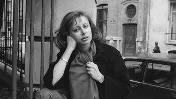 La escritora y profesora Annie