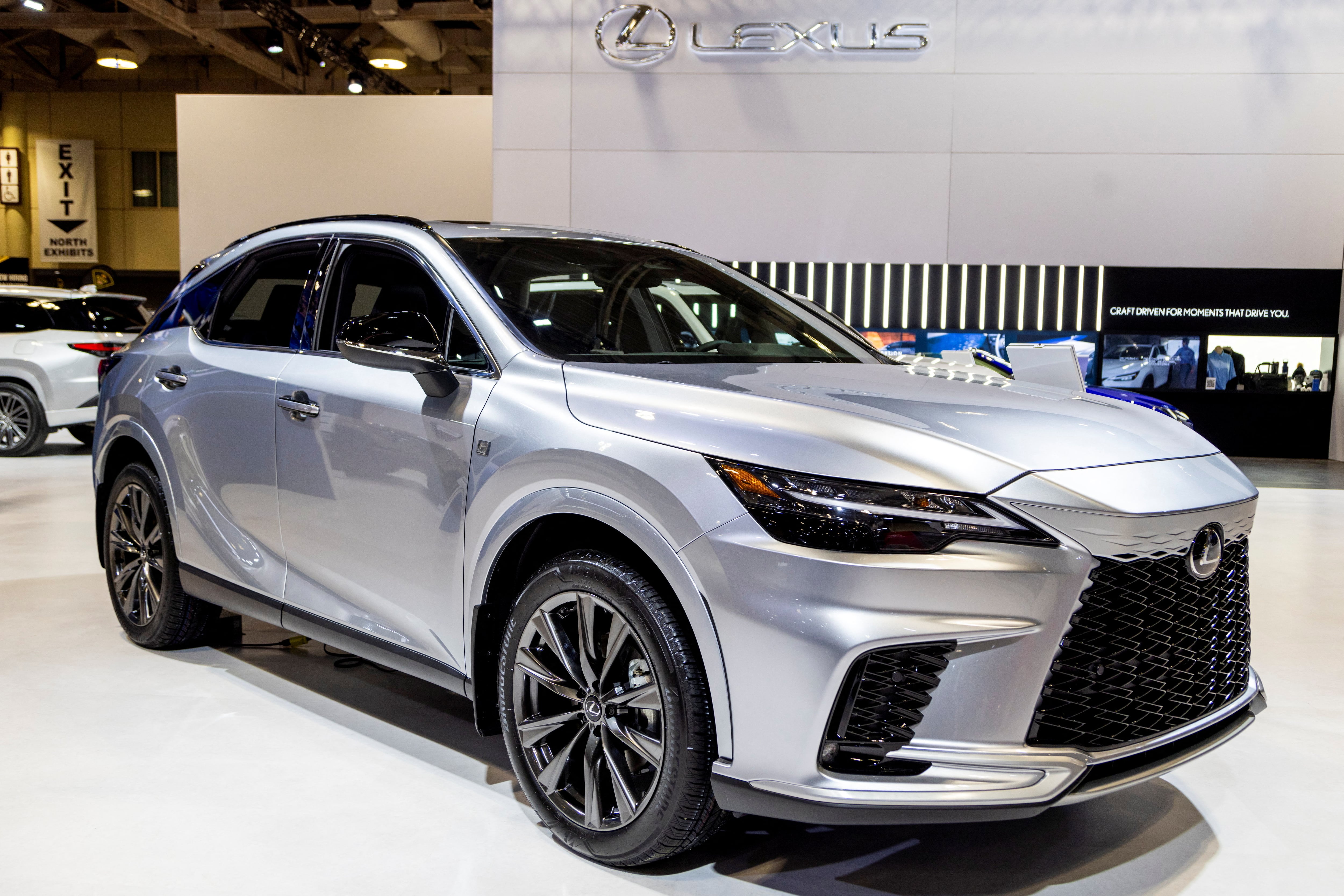 Lexus bajó un 13,3% los precios de sus autos alcanzados por el impuesto, que alcanzaba a 7 modelos. REUTERS/Carlos Osorio