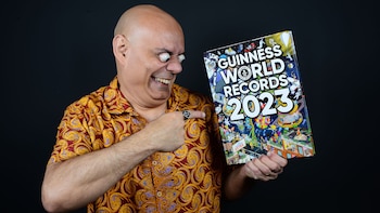 Desde los 9 años, Sidney supo de su habilidad única que lo llevaría a la fama (Guinness World Records)