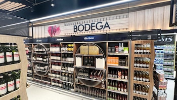 Parte de la bodega del