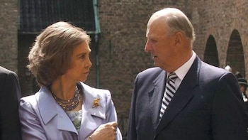 La historia entre Harald V de Noruega y la reina Sofía que pudo acabar en boda: “Se provocaron encuentros, se hicieron cábalas...”