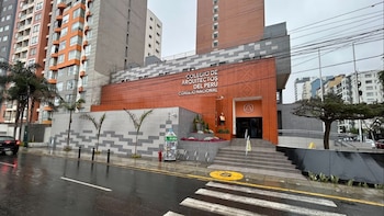 La instalación de la primera