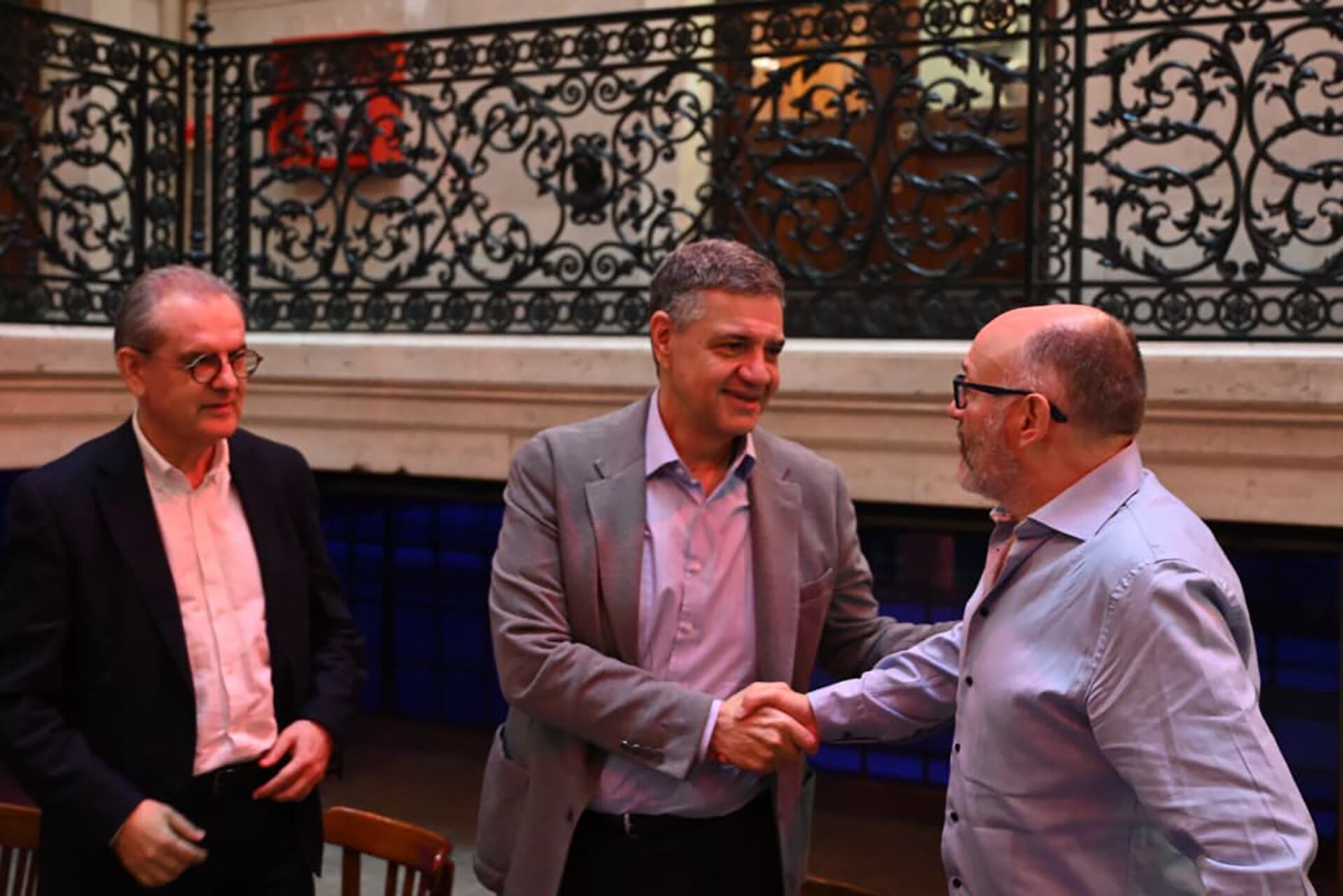 Los directores de los festivales de Málaga y San Sebastián saludados por el jefe de gobierno Jorge Macri