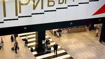 Los cuatro aeropuertos de Moscú restringen temporalmente el tráfico por una amenaza de seguridad