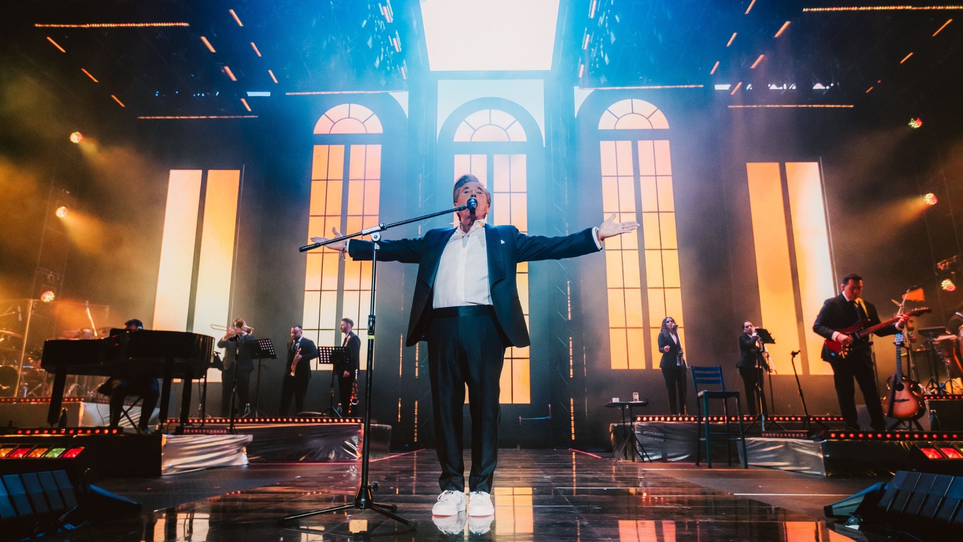 La gira mundial del artista comenzó con localidades vendidas en tiempo récord y una declaración de amor a su público de siempre (@chuleval)