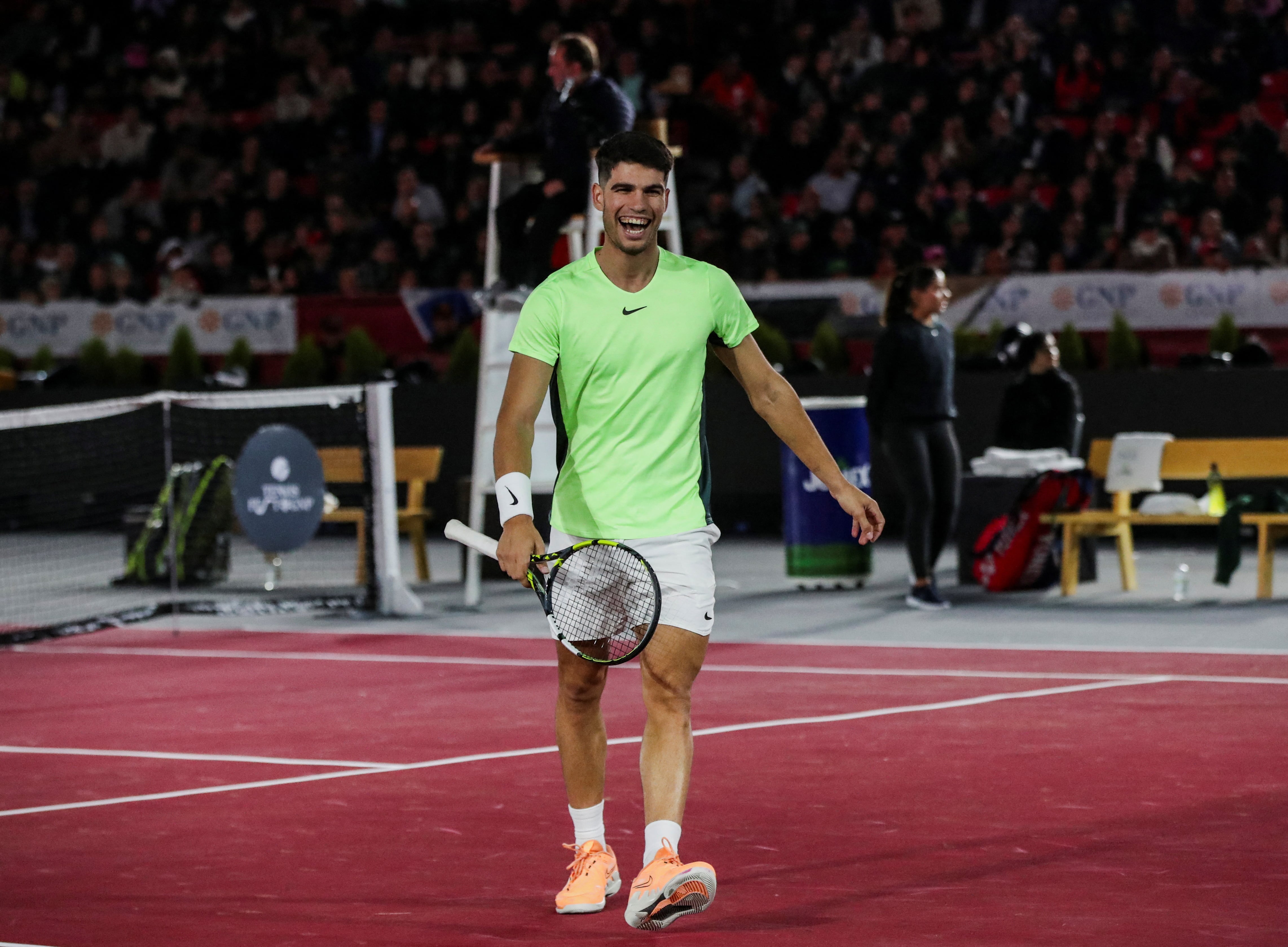 El tenista español y su enfrentamiento contra Tommy Paul en la Plaza de Toros México. (REUTERS/Henry Romero)