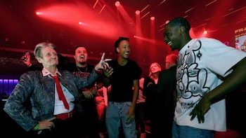 Más que movimiento, una terapia: el baile como el aliado inesperado de la memoria y el equilibrio