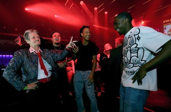 Moverse al ritmo propio: la ciencia confirma que el baile libre en casa es tan efectivo para fortalecer el corazón como el ejercicio aeróbico tradicional. REUTERS/Yves Herman