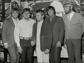 La puja por el nombre