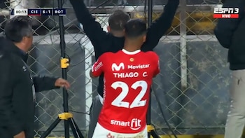 La peculiar celebración de Horacio Melgarejo en histórica goleada de Cienciano a Botafogo por Copa Sudamericana 2026