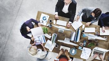 Los primeros que tendrían que