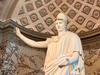 El Louvre presentó este martes