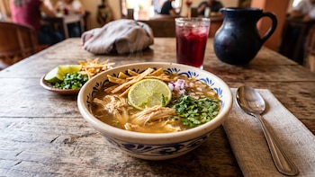 ¿Cómo preparar sopa de lima? El platillo típico de Yucatán que concentra todo el sabor de suroeste de México