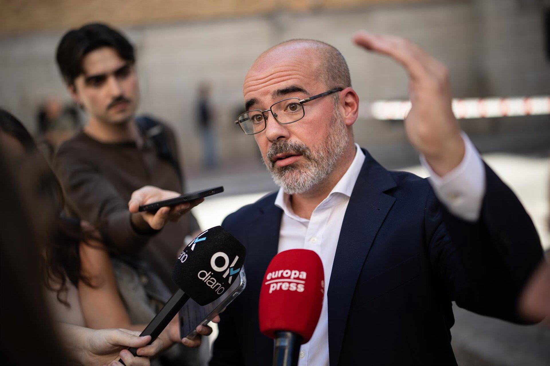 El Senado interrogará al delegado del Gobierno en Madrid, que dirigió la financiación de las primarias de Sánchez