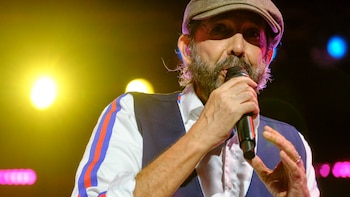 Honran a Juan Luis Guerra
