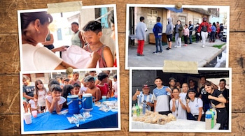 Cuatro fotos pegadas sobre madera con personas entregando ropa, filas en la vía pública, niños junto a una mesa y voluntarios con bolsas de pan.