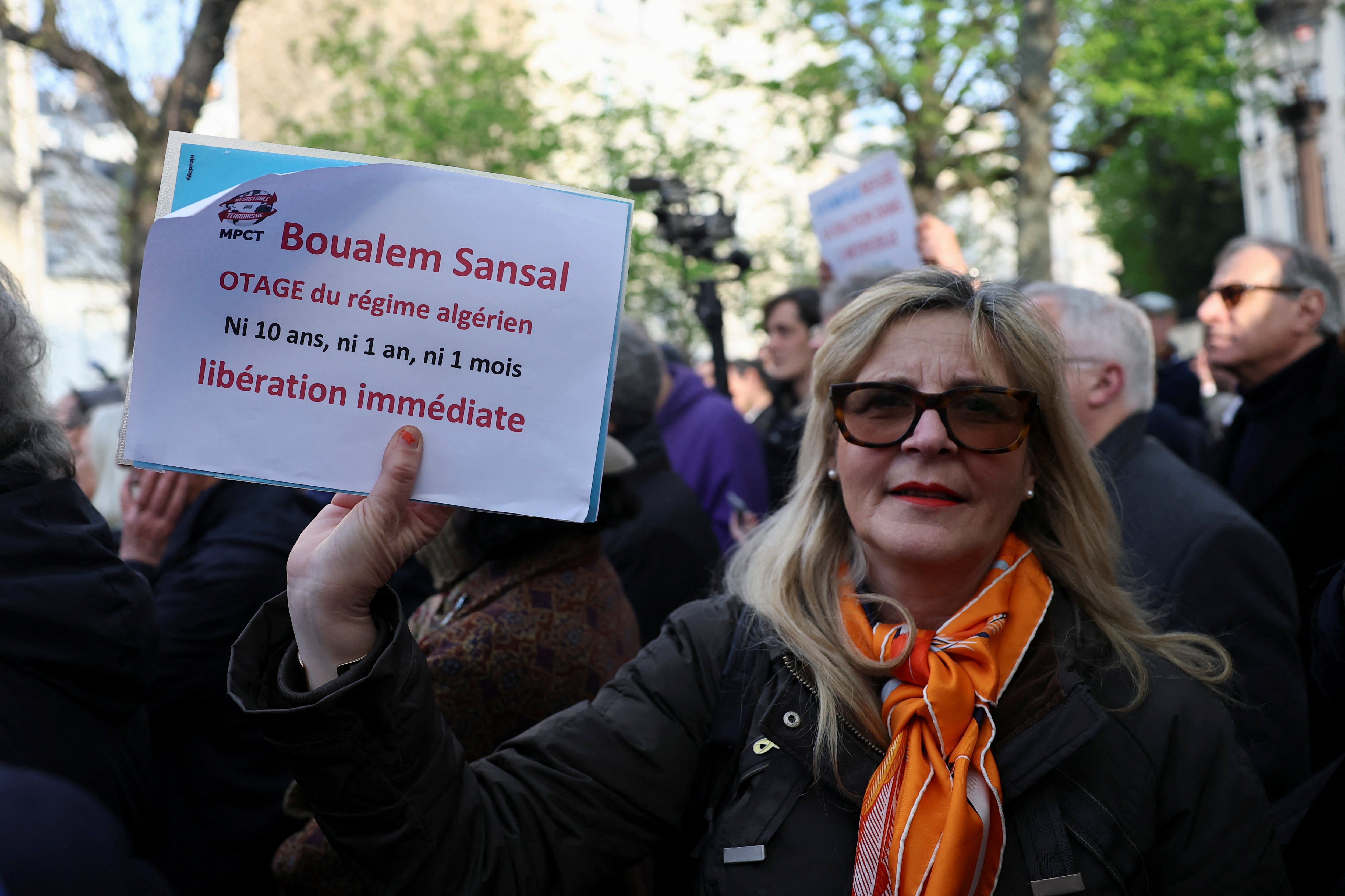 La condena de Sansal agrava las tensiones diplomáticas entre Francia y Argelia