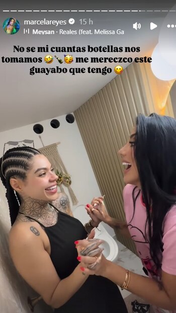 Melissa Gate y Marcela Reyes