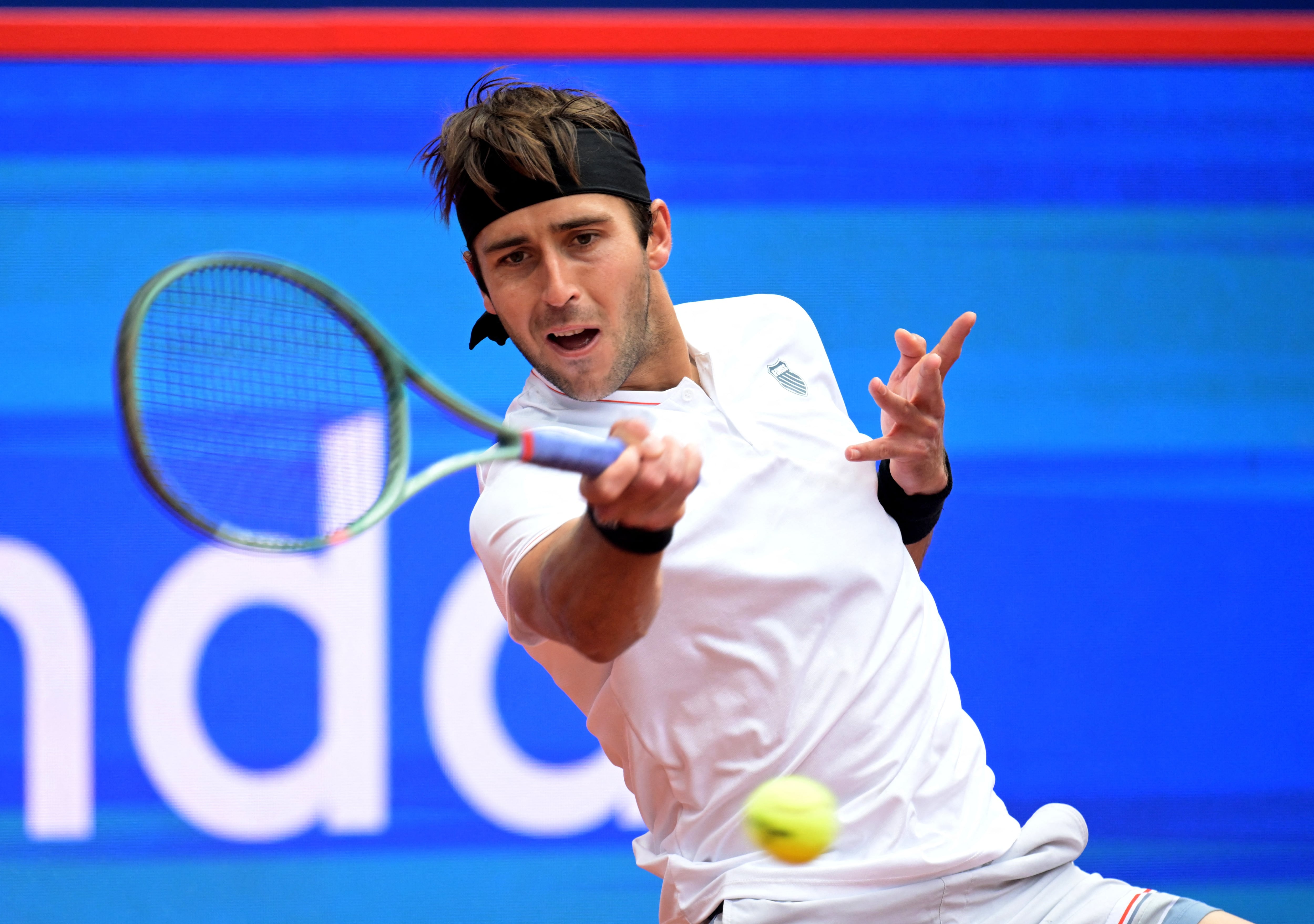 Tomás Etcheverry fue el argentino que más cayó (Fuente: REUTERS/Fabian Bimmer)