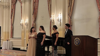 Los jóvenes de Crescendo dan en Nueva York el pistoletazo de salida al quinto viaje del Teatro Real a Estados Unidos