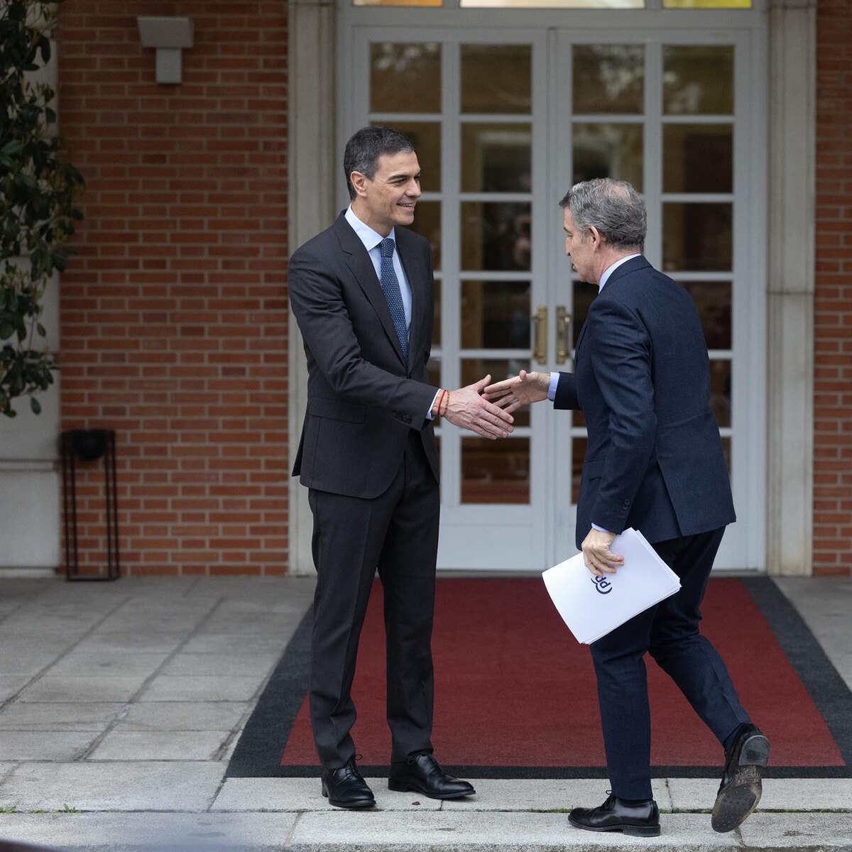 VÍDEO: Sánchez y Feijóo se reúnen este lunes en Moncloa para hablar de Ucrania y la política de defensa - Infobae