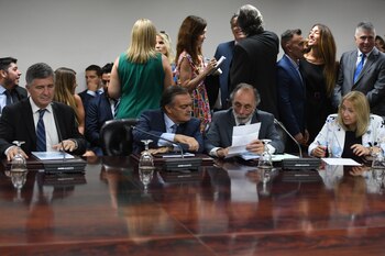 La discusión sobre los traslados