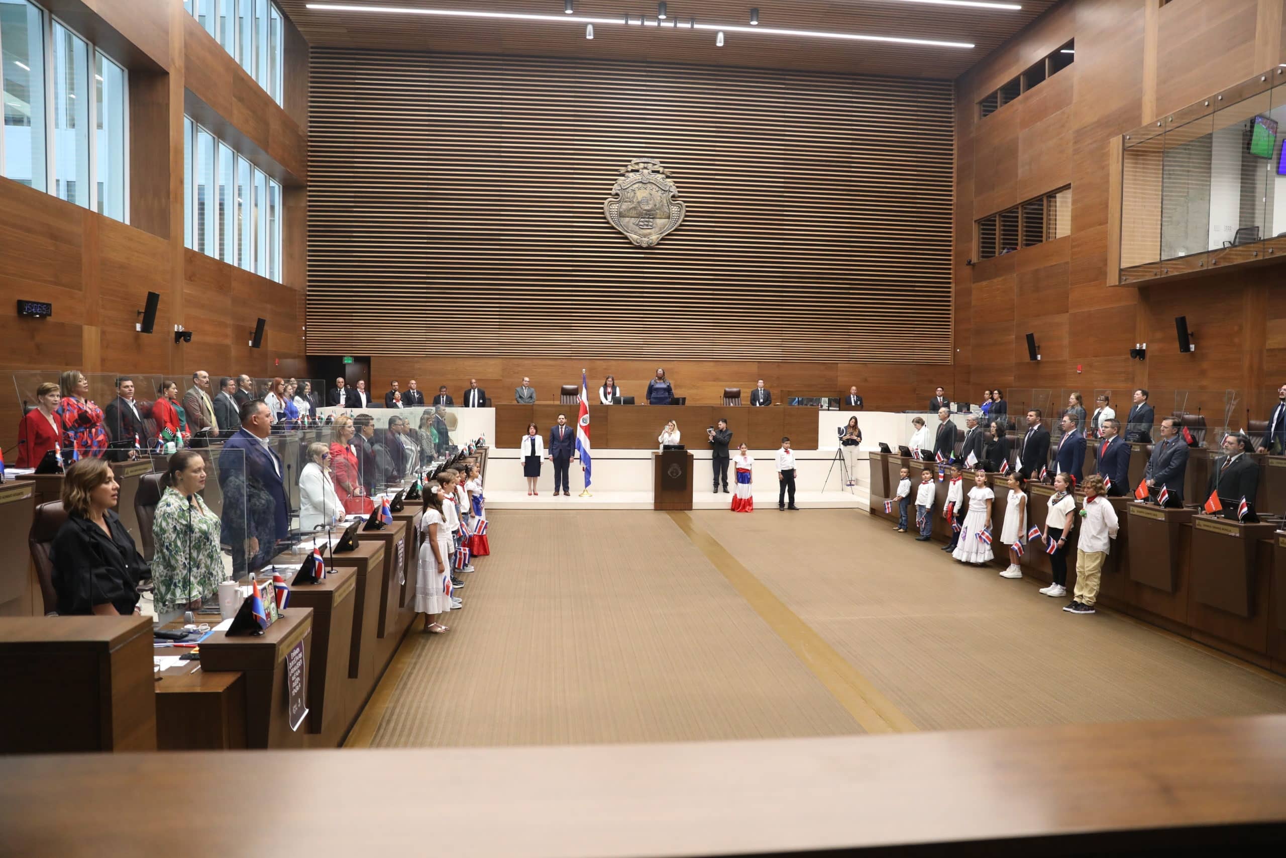 Un régimen transitorio de 24 meses permitirá la explotación de oro a las cooperativas de Abangares mientras el Ministerio de Ambiente y Energía resuelve las solicitudes pendientes. (Fuente: Asamblea Legislativa Costa Rica)