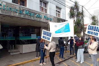 La Clínica Mar del Plata se encuentra en medio de una crisis sanitaria y laboral