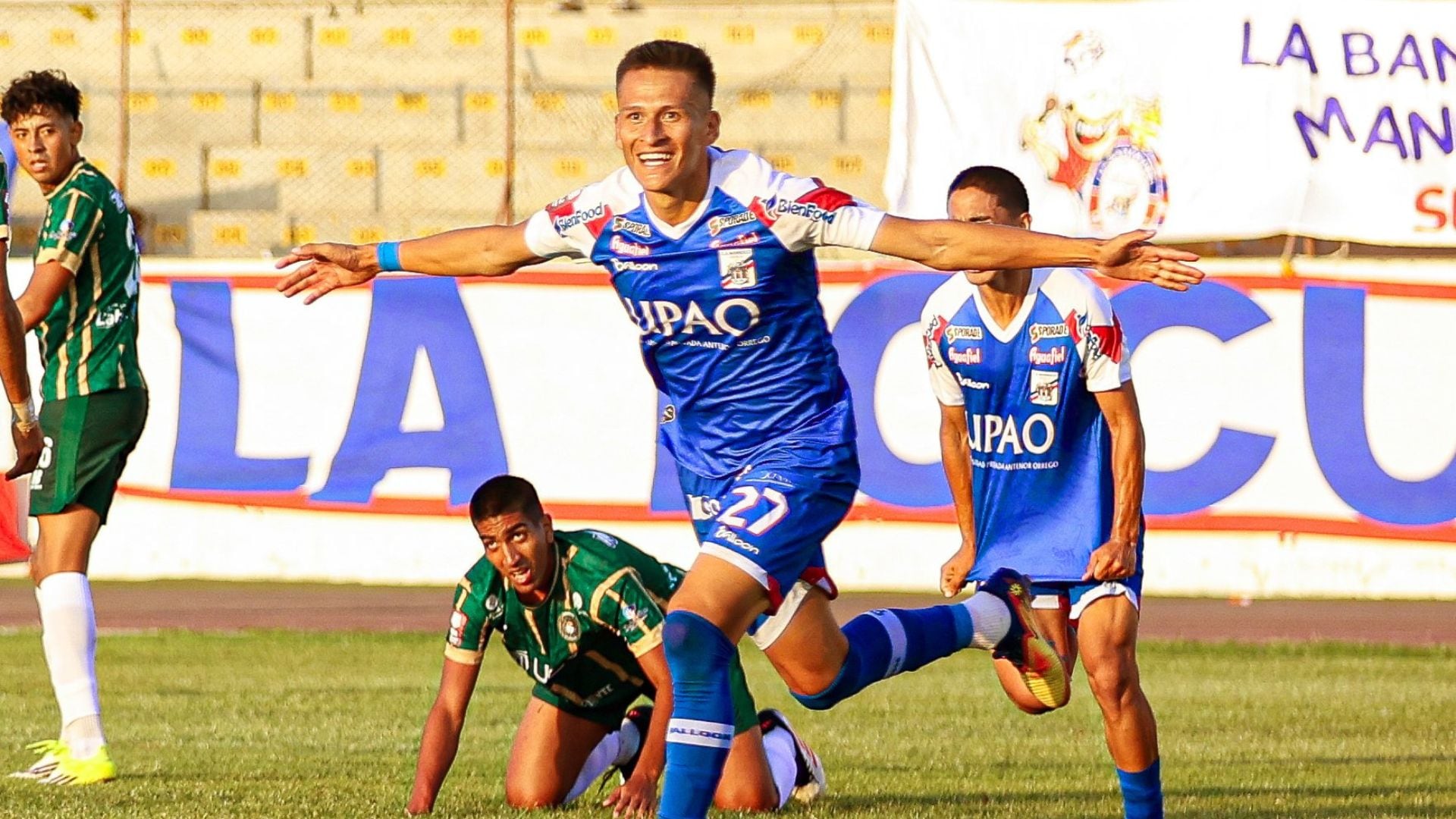 Rely Fernández celebrando una anotación contra Pirata FC. - Crédito: Carlos A. Mannucci