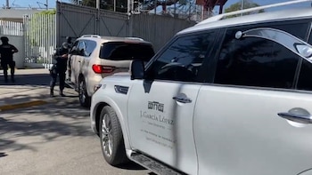 Carroza fúnebre llegó al Centro