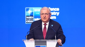 Turquía defiende abrir "vías de comunicación" con Grecia para resolver disputas