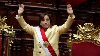 Dina Boluarte asumió llegó a