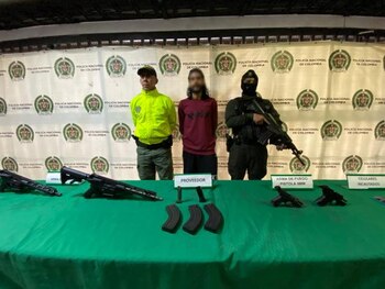 Captura de hombre con armamento