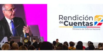 El ministro de Defensa, Iván