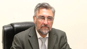 Raúl Molina presentó su carta