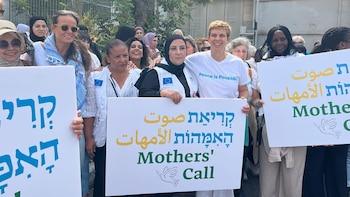 Cientos de madres israelíes y