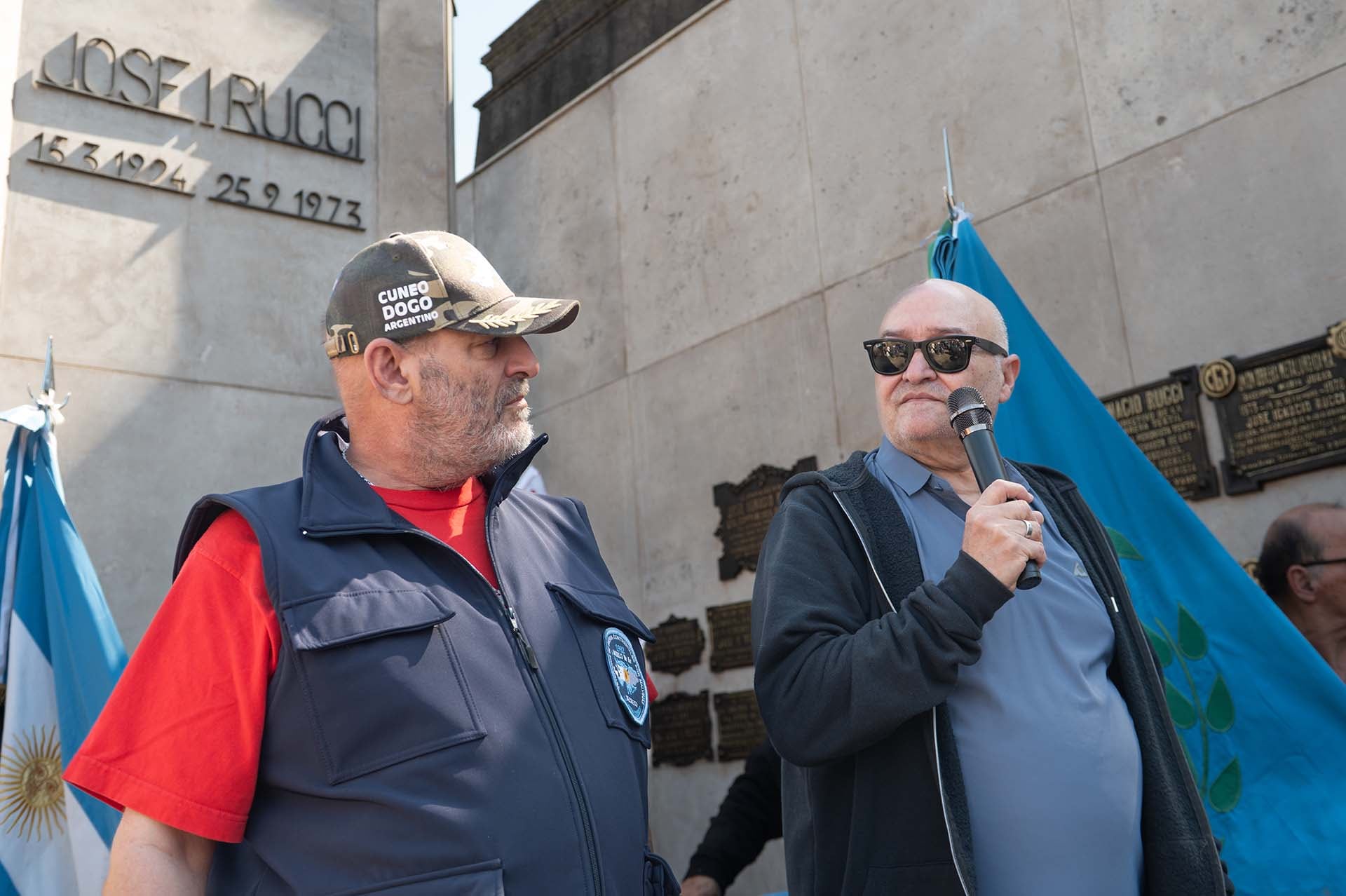 Santiago Cuneo y Larry de Clay
