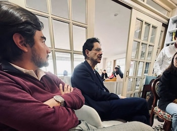 Santiago Osorio cuestionó públicamente que Westcol habría recibido pagos por vuelos privados para concretar entrevistas políticas - crédito Santiago Osorio/Facebook