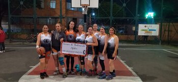 Colombia atraviesa una ola de