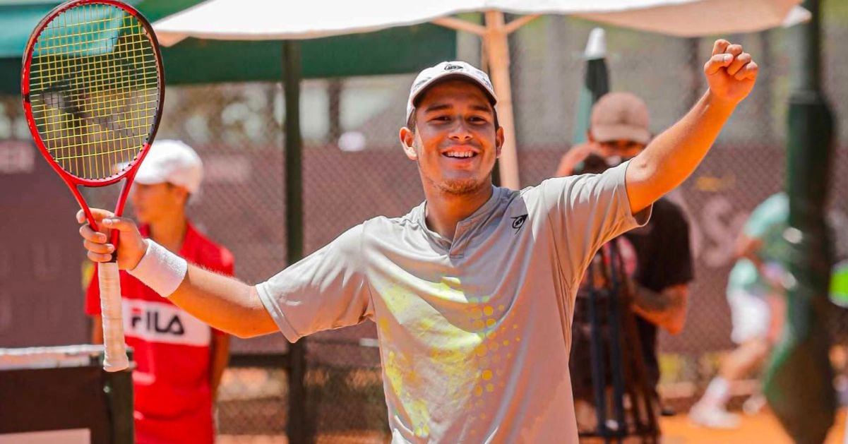 Gonzalo Bueno logró su primera victoria en cuadro principal de ATP 250: el peruano protagonizó emotiva remontada en set decisivo