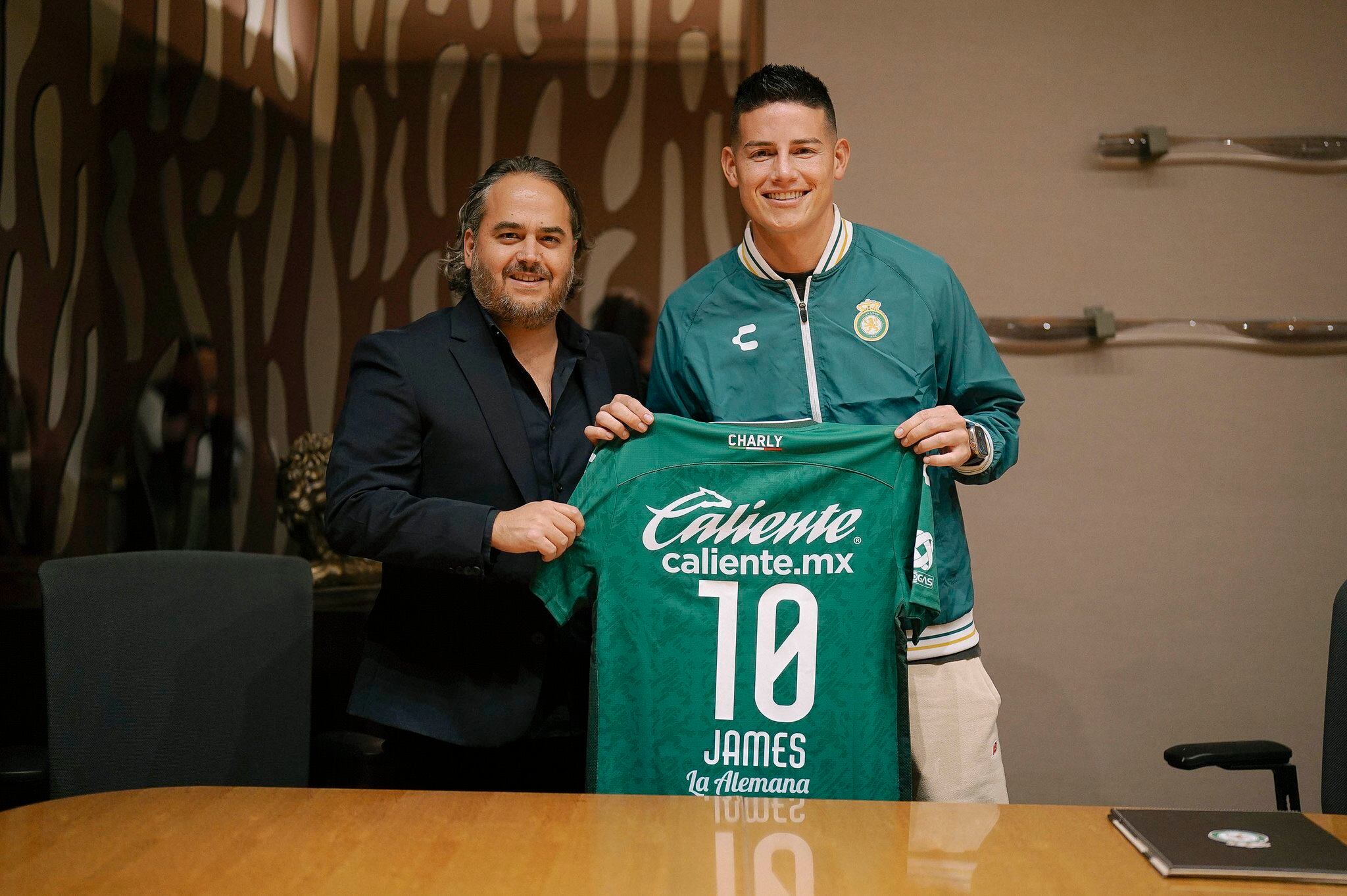 Dirigentes del Club León se despiden de James Rodríguez y le agradecen por su paso por la Liga MX: “Es un crack y le irá muy bien donde esté”