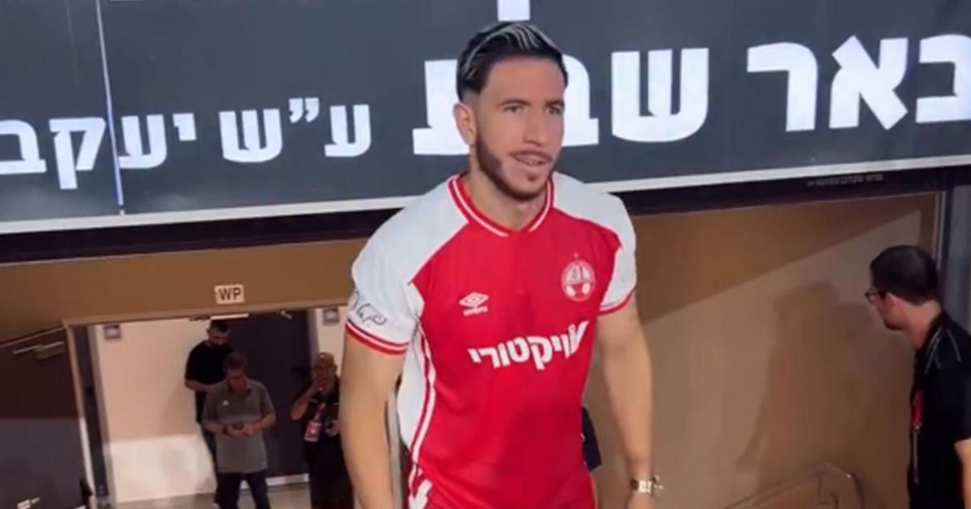La superioridad de Maccabi Tel Aviv quedó reflejada en el marcador del Estadio Bloomfield. El cuadro local convirtió cuatro veces y dejó sin respuesta a Hapoel Beer Sheva, que apenas descontó. (Instagram)