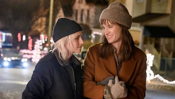 Kristen Stewart y Mackenzie Davies